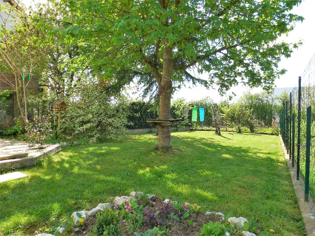 maison 5 pièces à MONETEAU, 112 m² — photo 10 sur 11