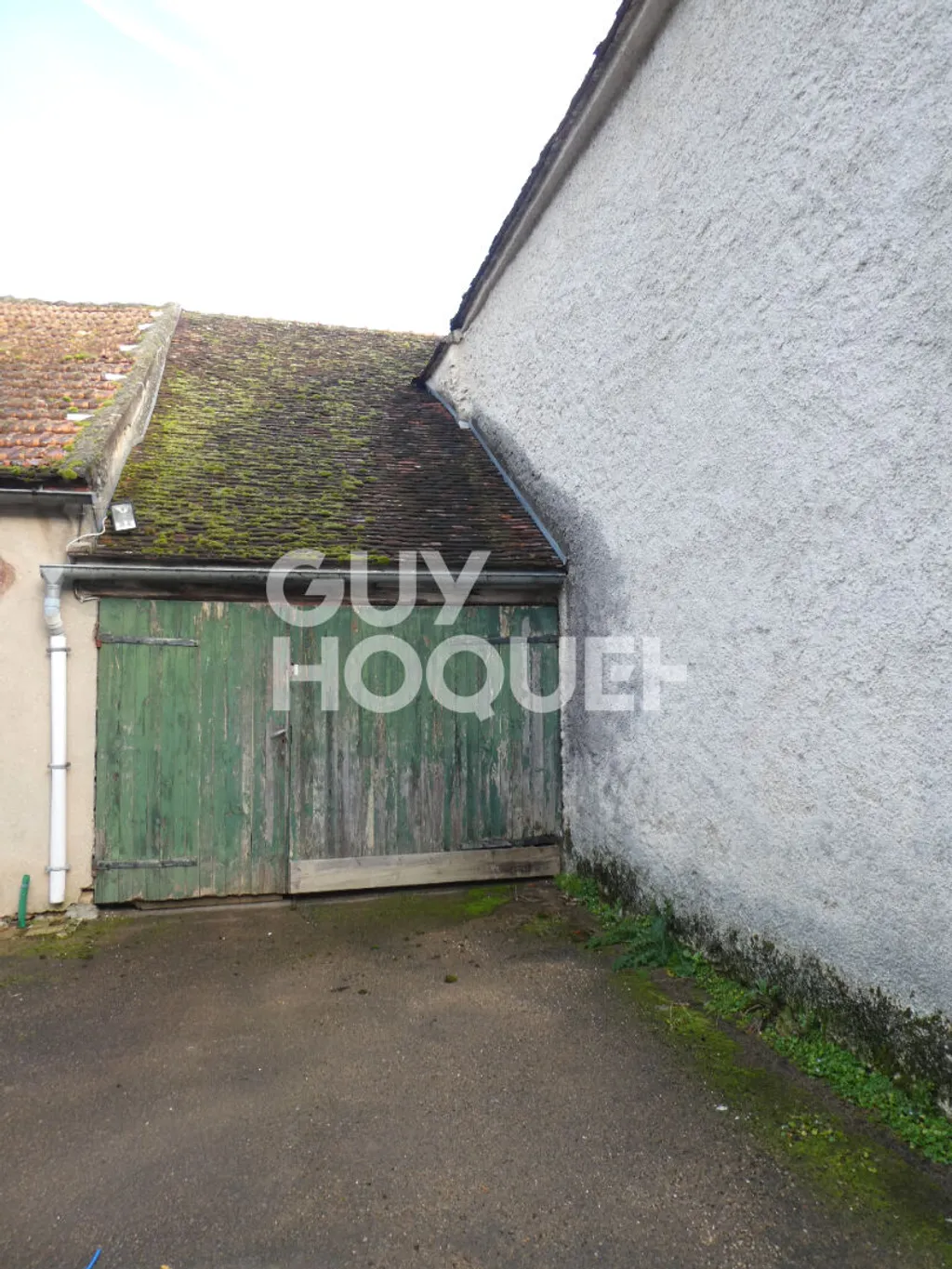 maison à LIGNY LE CHATEL — photo 2 sur 7