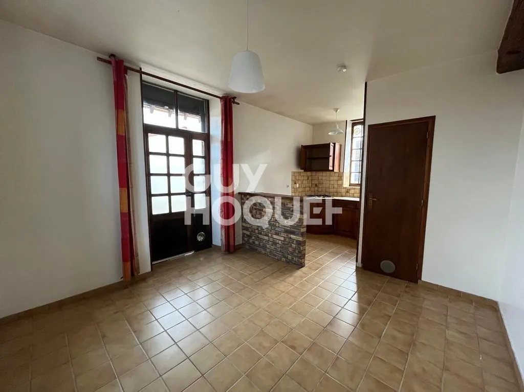 appartement à VILLEFARGEAU — photo 1 sur 6